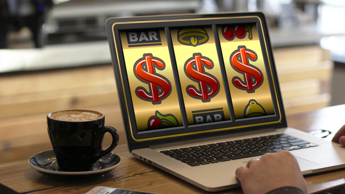 Advantages and Popularity of Slot Machine Games