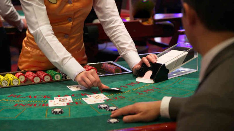 Many Online Players Like Playing Online Poker Games