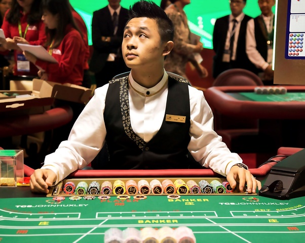 Online slots allow you to switch between casinos without any qualms.